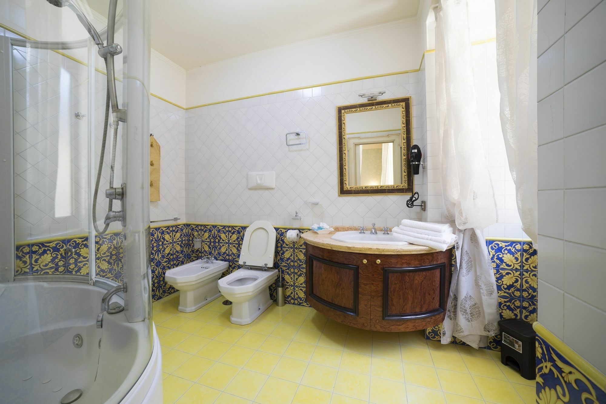 B&B 'O Sole Mio! Napoli Dış mekan fotoğraf