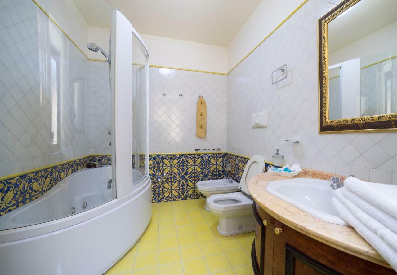 B&B 'O Sole Mio! Napoli Dış mekan fotoğraf